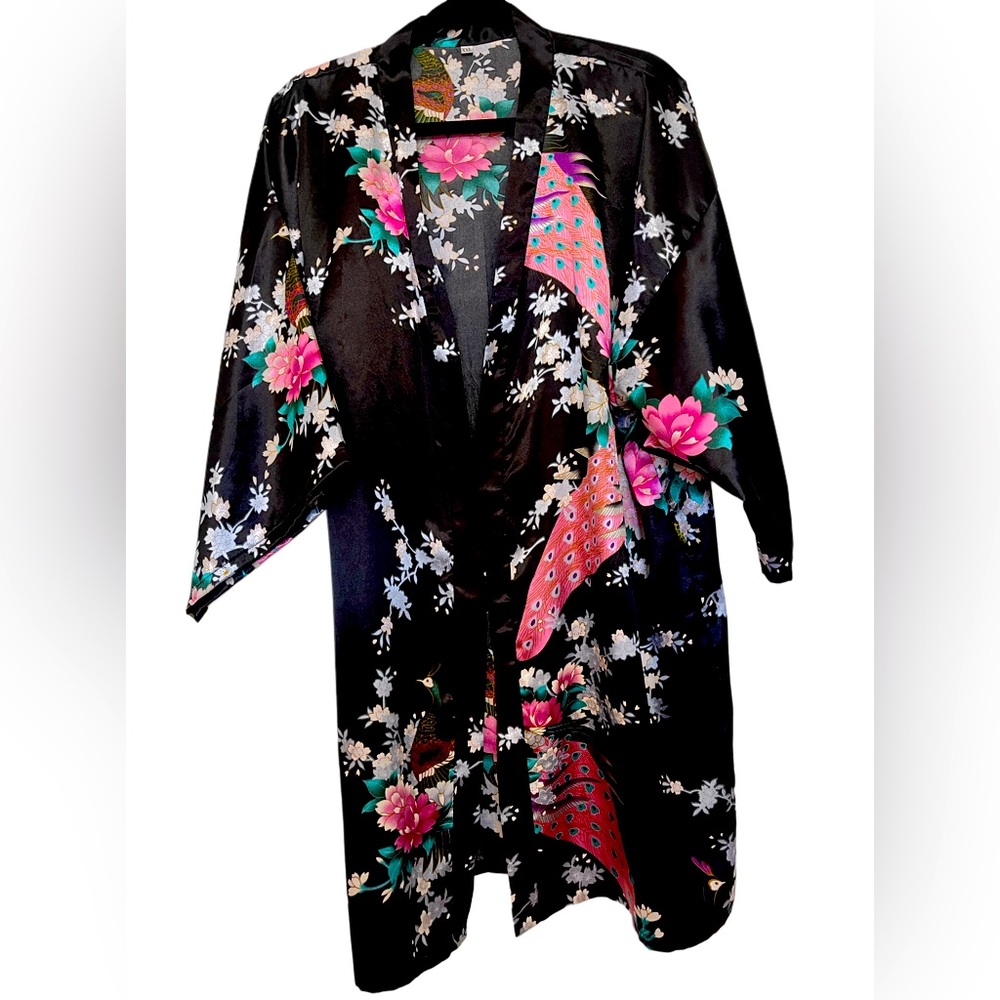 Silky Black Satin Peacock 🦚 floral print robe Sz XXL